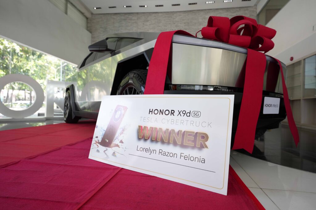 HONOR X9d 5G Tesla Winner Awarding 01