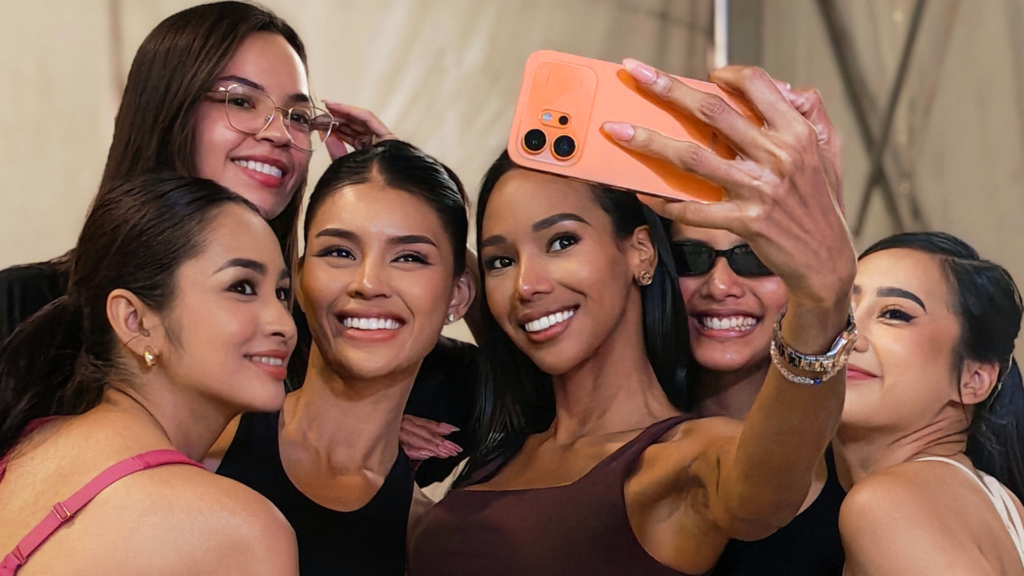 HONOR 600 spotted at Miss Universe Pre-pageant 04